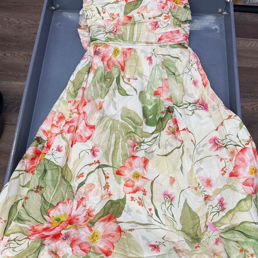 Floral Brand New with tags H&M women’s strapless dress